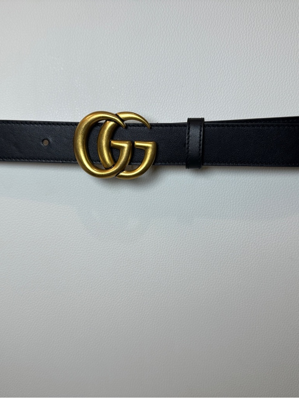 Gucci Marmont Black Calfskin Leather Belt with Brass-Tone Size 44 Double G NWOT